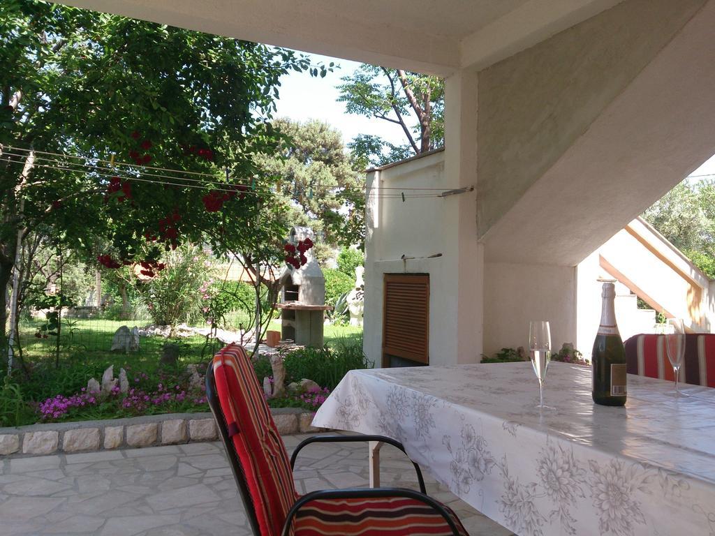Apartments Valentino سوبيتارسكا دراغا الغرفة الصورة