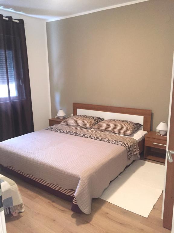 Apartments Valentino سوبيتارسكا دراغا المظهر الخارجي الصورة